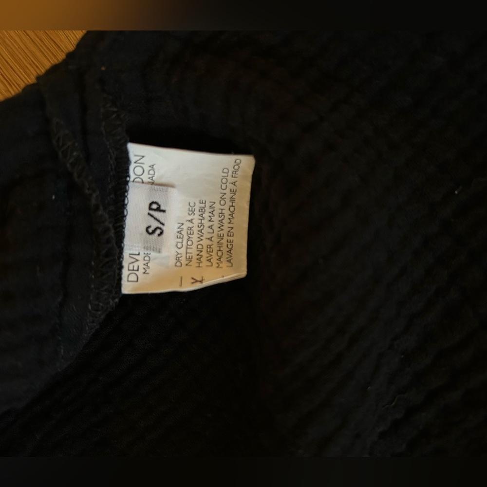Devlyn VanLoon cotton top - Picture 9 of 11